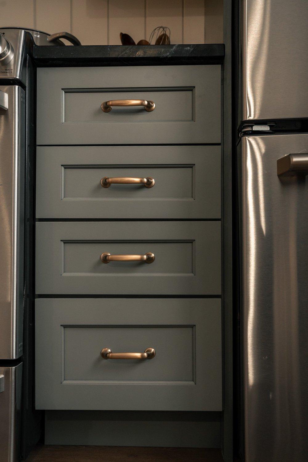 carousel-hero-element image-3