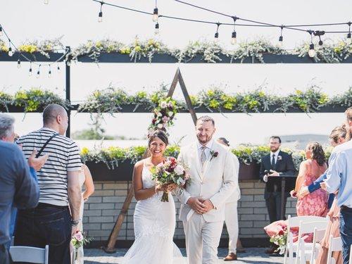 mobile - carousel-hero-element image-0