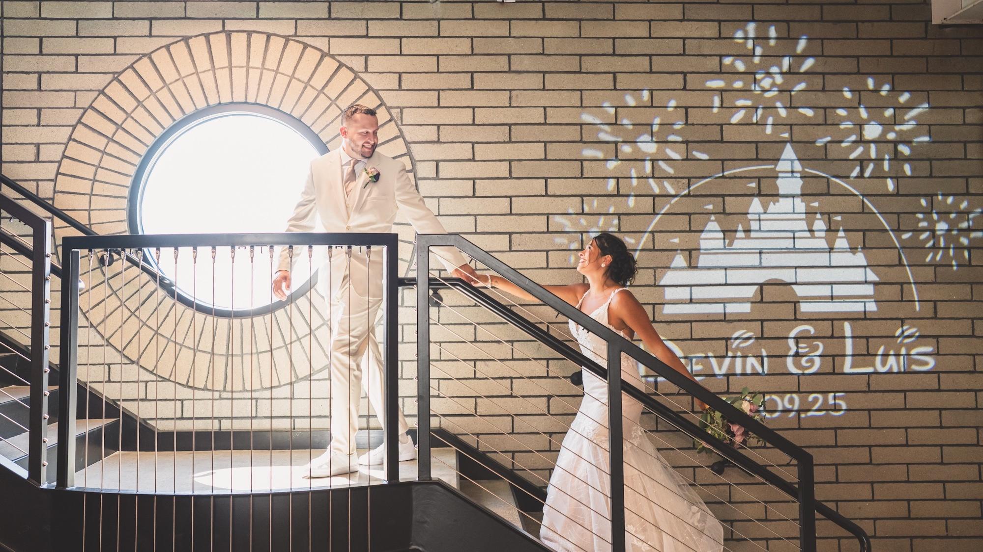 carousel-hero-element image-0